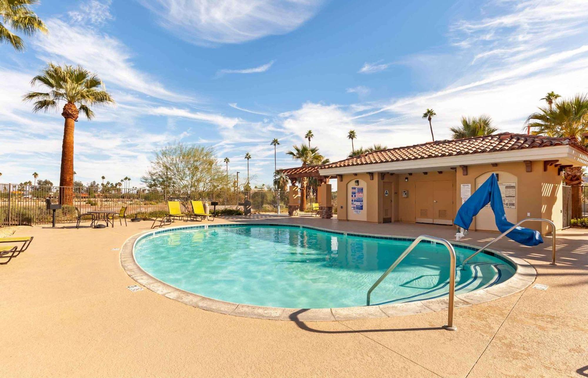 Extended Stay America Suites - Palm Springs - Airport Exterior photo